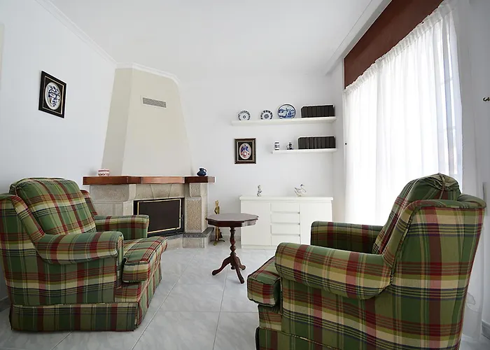 Enorme Triplex En El Centro De O Grove